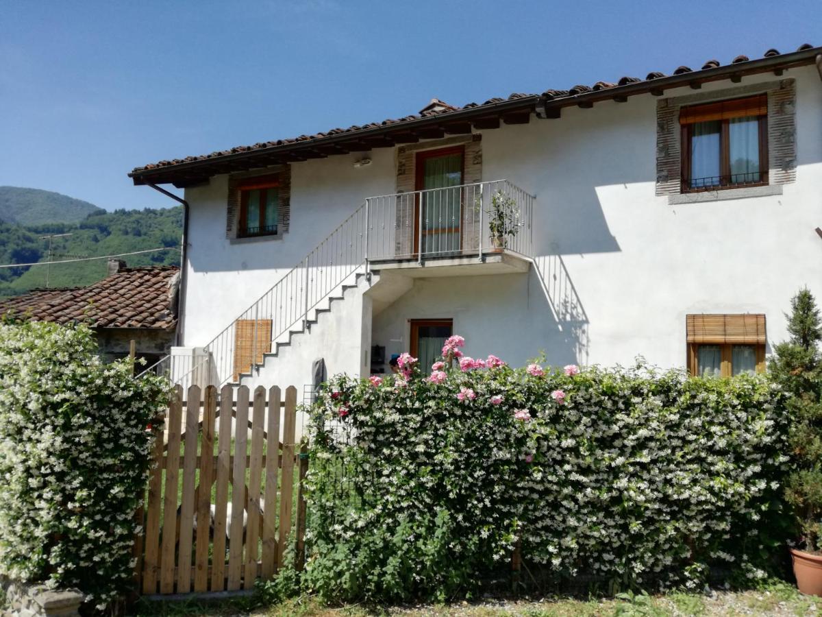 B & B Via Di Mezzo Coreglia Antelminelli Kültér fotó